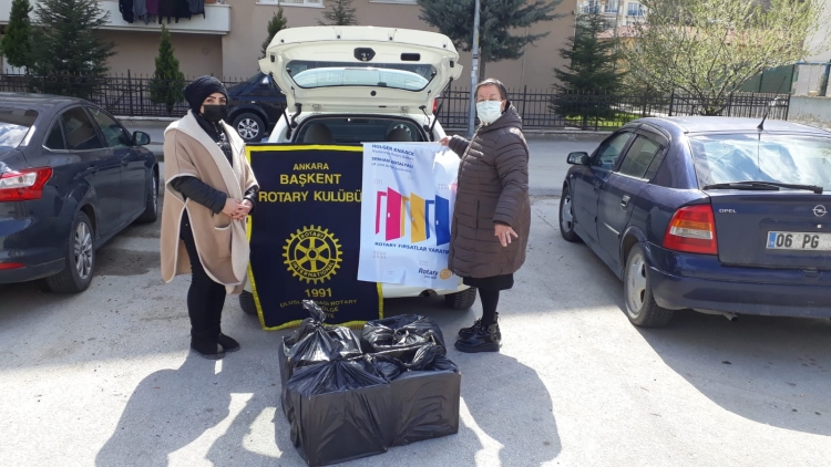 Ramazan paketleri teslim edildi