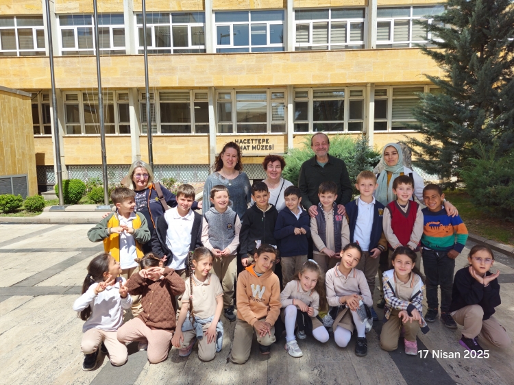 İLKÖĞRETİM OKULU ÖĞRENCİLERİ ile HACETTEPE SANAT MÜZESİ ZİYARETLERİ